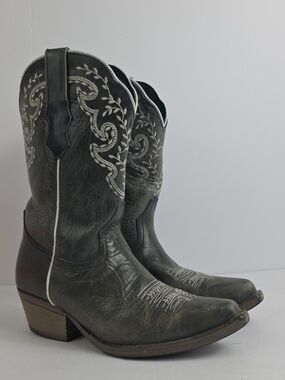 Sterling River Floral Embroidered Grey Western Women's Boot Size 7.5